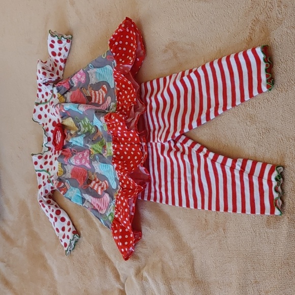 Baxter and beatrice Christmas outfit - Picture 4 of 7